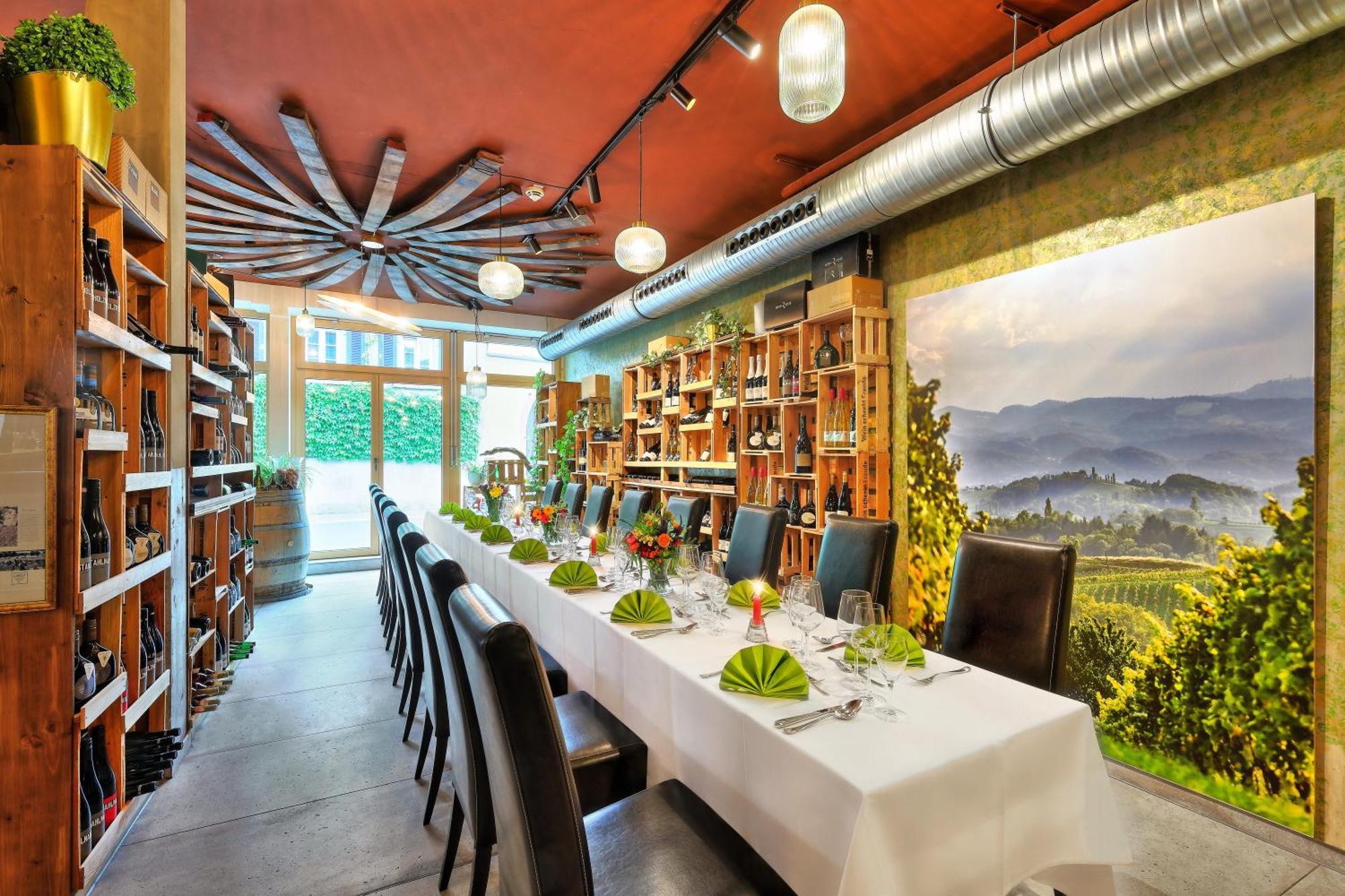 Hotel Mueller Cafe & Wein - Mondholzhotel Veitshöchheim Exteriör bild