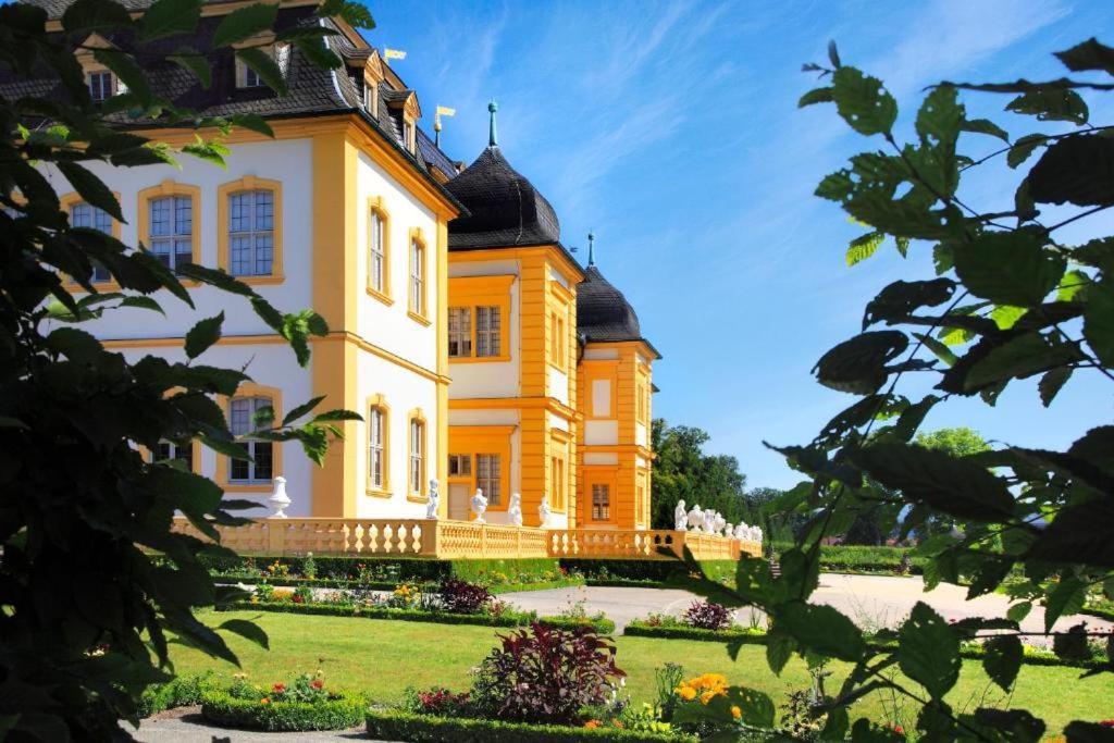 Hotel Mueller Cafe & Wein - Mondholzhotel Veitshöchheim Exteriör bild
